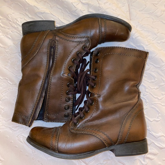 Steve Madden Troopa Brown Leather Combat Boots - Picture 2 of 6